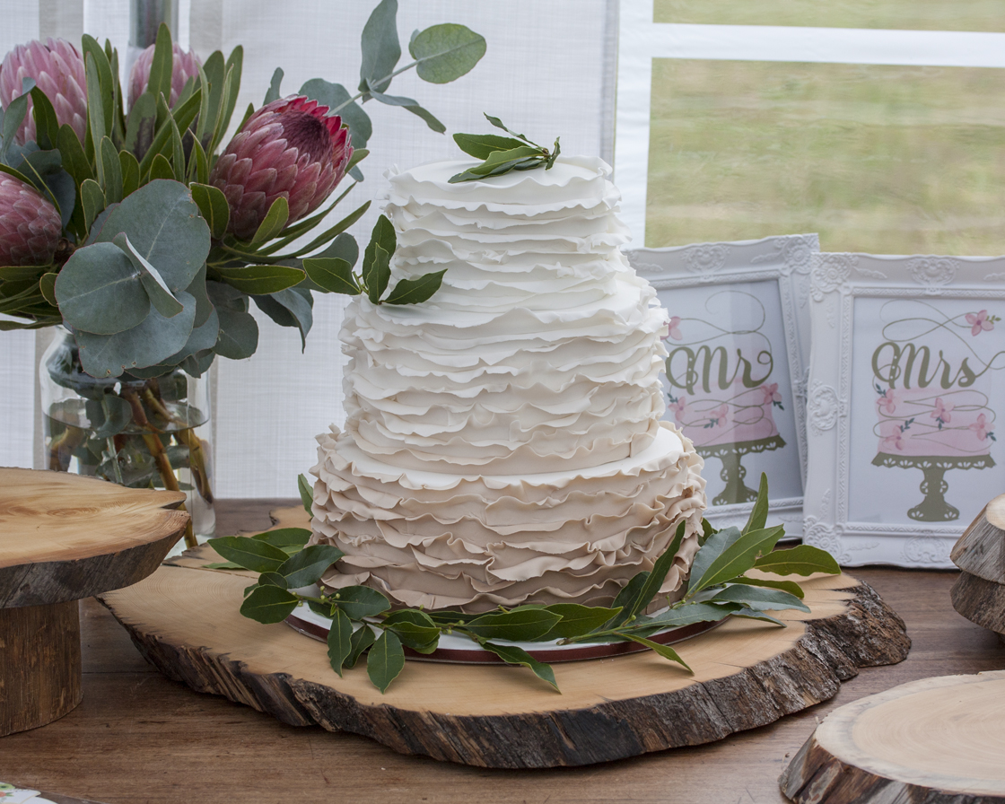 Rustic Wood Cake Stand Rustic Wood Cake Stand